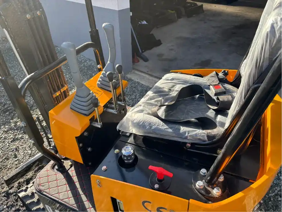 commande Xpro 0.8 pelle pas chere maxitrack